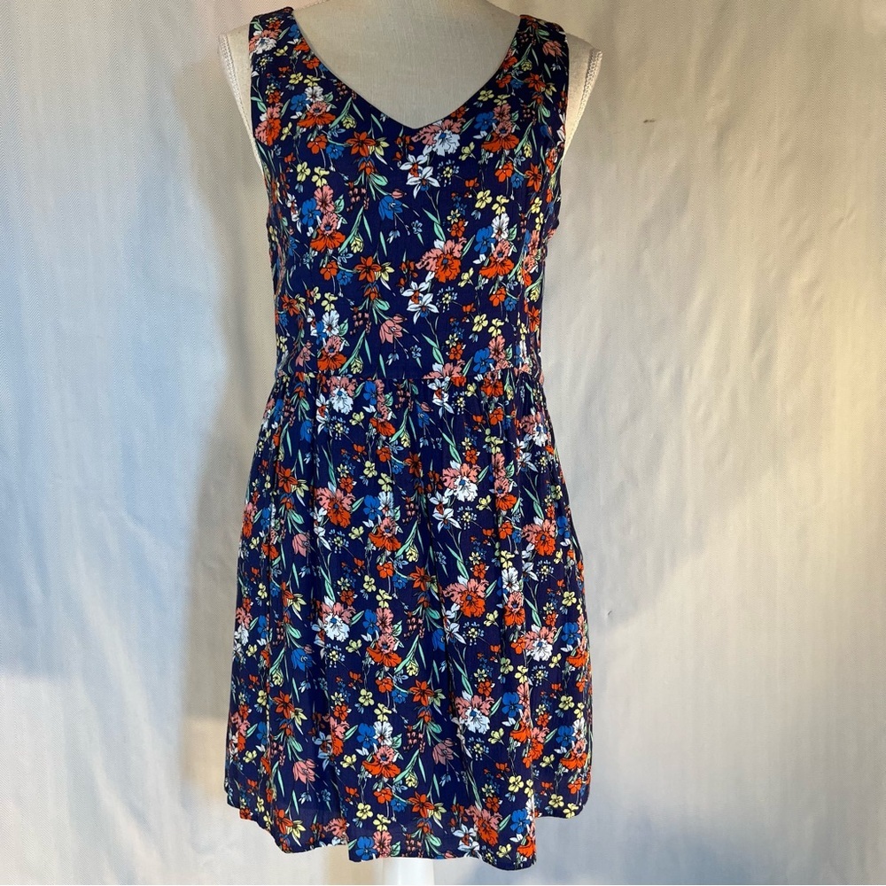 Peach Love Multicolor Fit & Flare V Neck Open Back W/Bow Rayon Dress M 👍